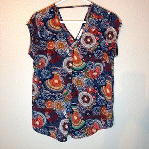 DR2 Lightweight Flowy Abstract Sleeveless Blouse